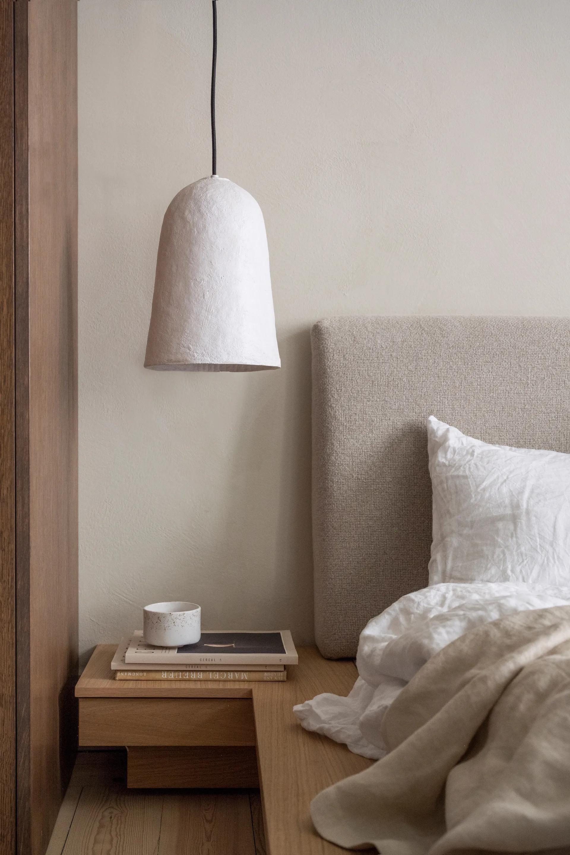 Suspension Tulip, White Watt & Veke