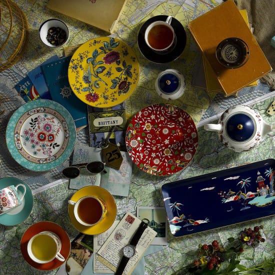 Tasse Wonderlust avec soucoupe, camélia Wedgwood