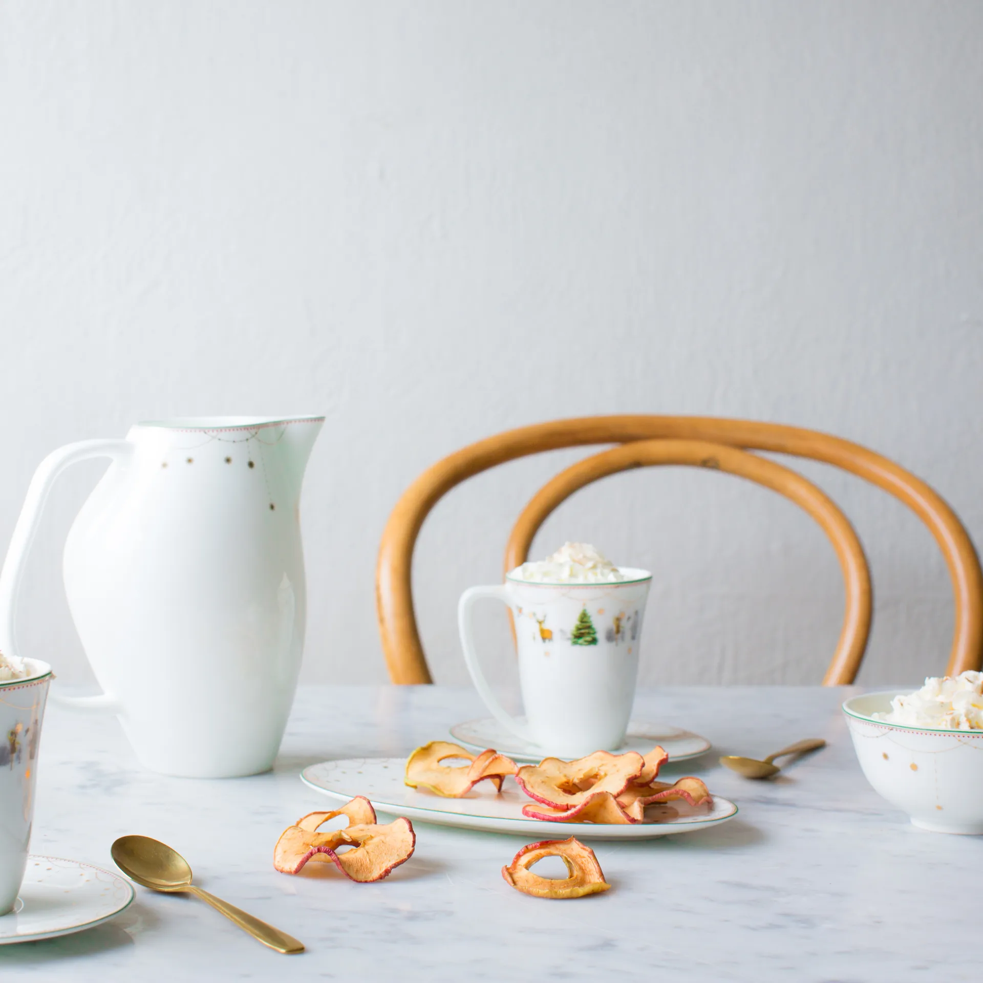 Plat à service Julemorgen oval, 20 cm Wik & Walsøe