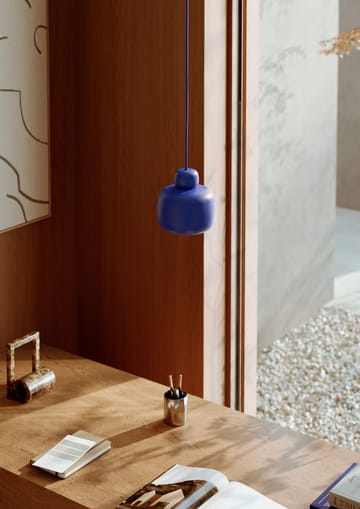 Lampe à suspension Stone small - Cobalt blue - Woud