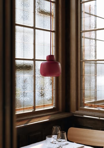 Lampe à suspension Stone small - Deep red - Woud