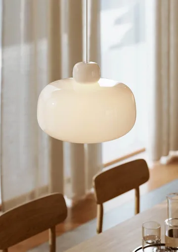 Lampe à suspension Stone small - Grand, ovale - Woud