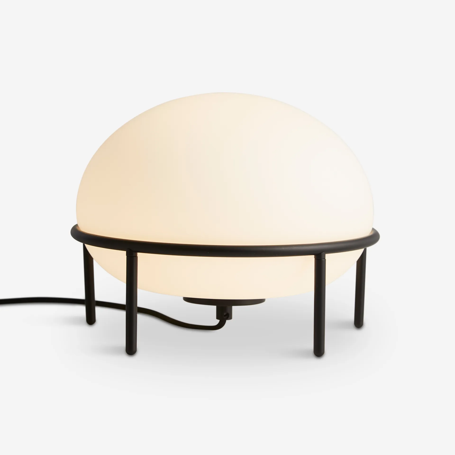 Lampe de table Pump, noir, opale Woud
