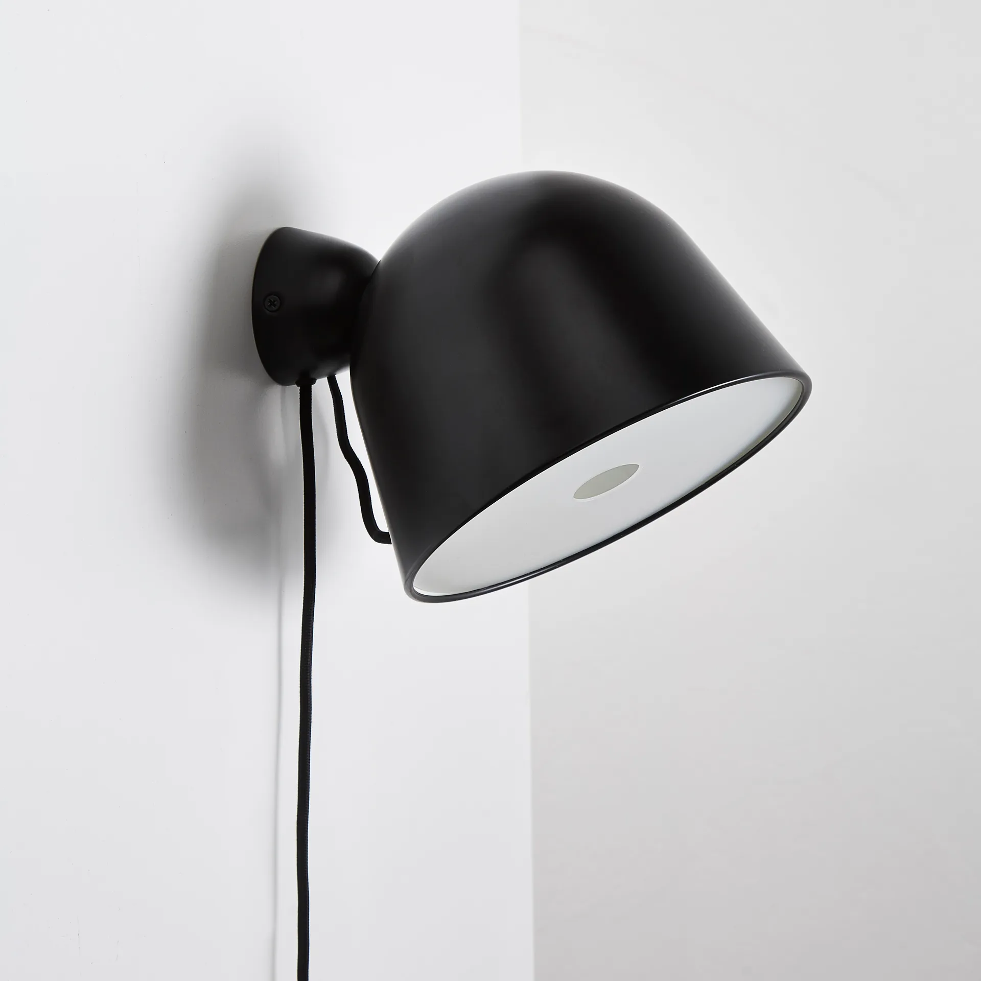 Lampe murale Kuppi 2.0, noir Woud