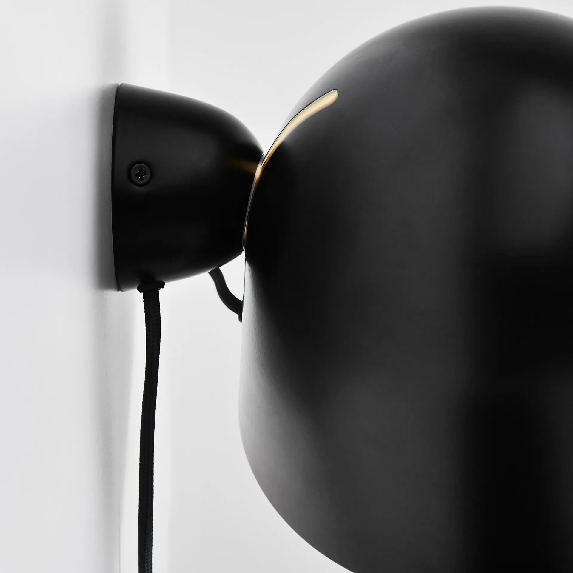 Lampe murale Kuppi 2.0, noir Woud