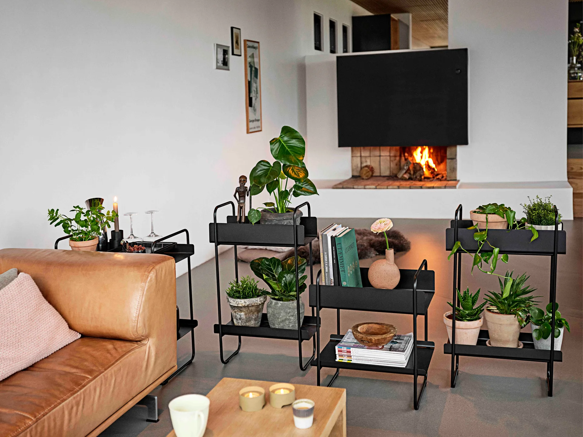 Console A-Console Table 48x24,2x77,7 cm, Black Zone Denmark