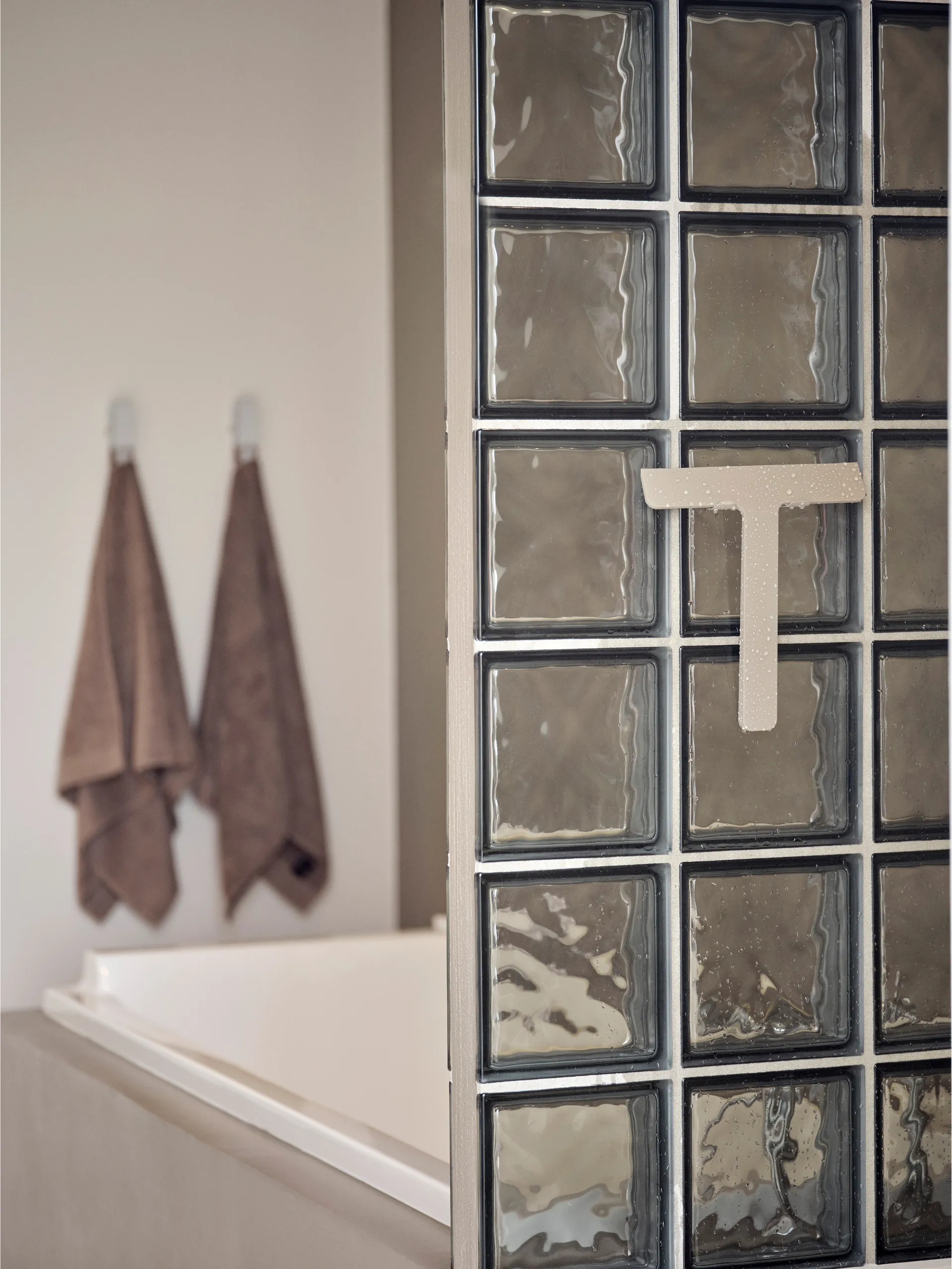 Grattoir avec support Ume, Taupe Zone Denmark