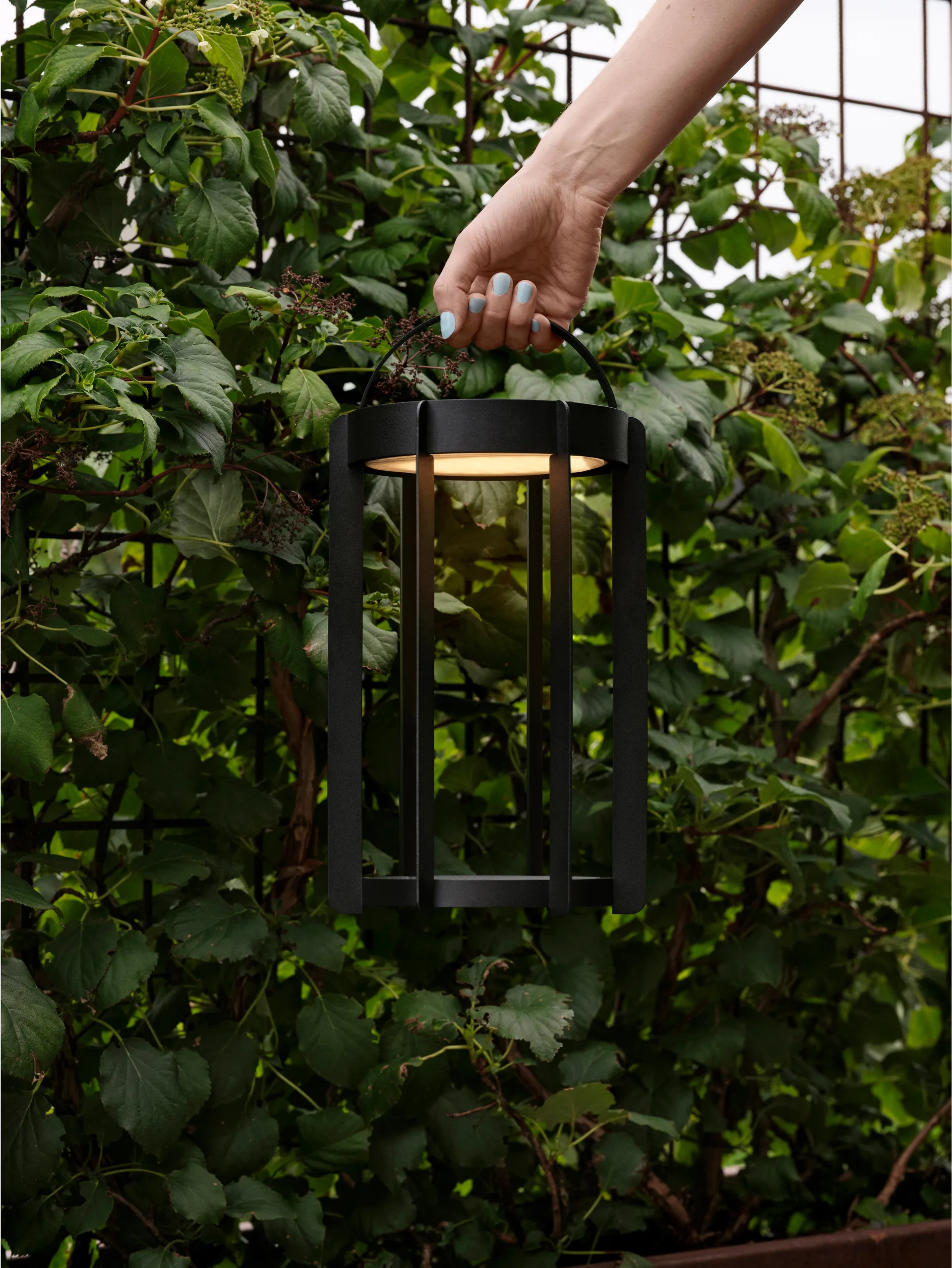 Lampe portable Firefly Lanterna LED, Black Aluminium Zone Denmark