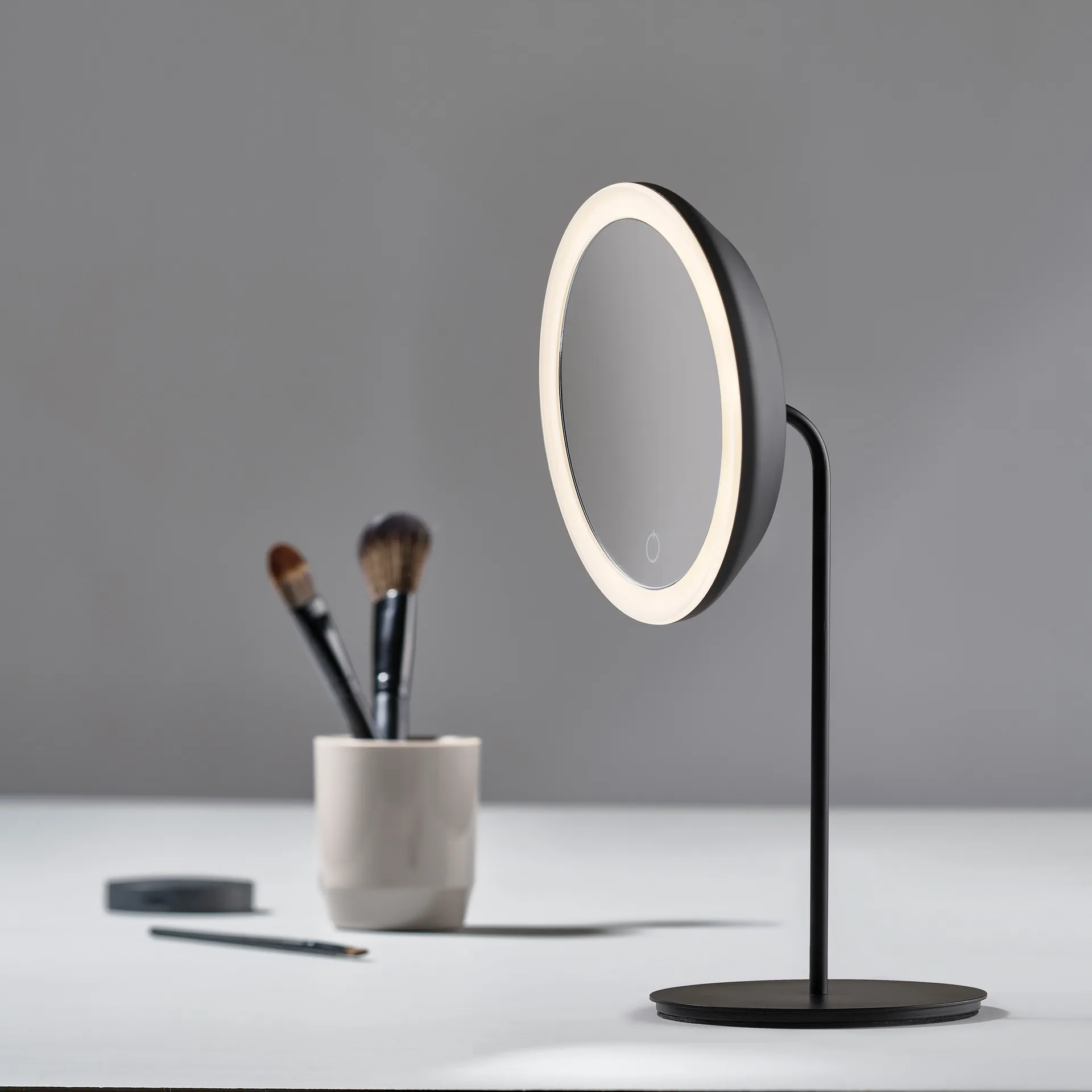 Miroir de table grossissant Zone 5x, Black Zone Denmark