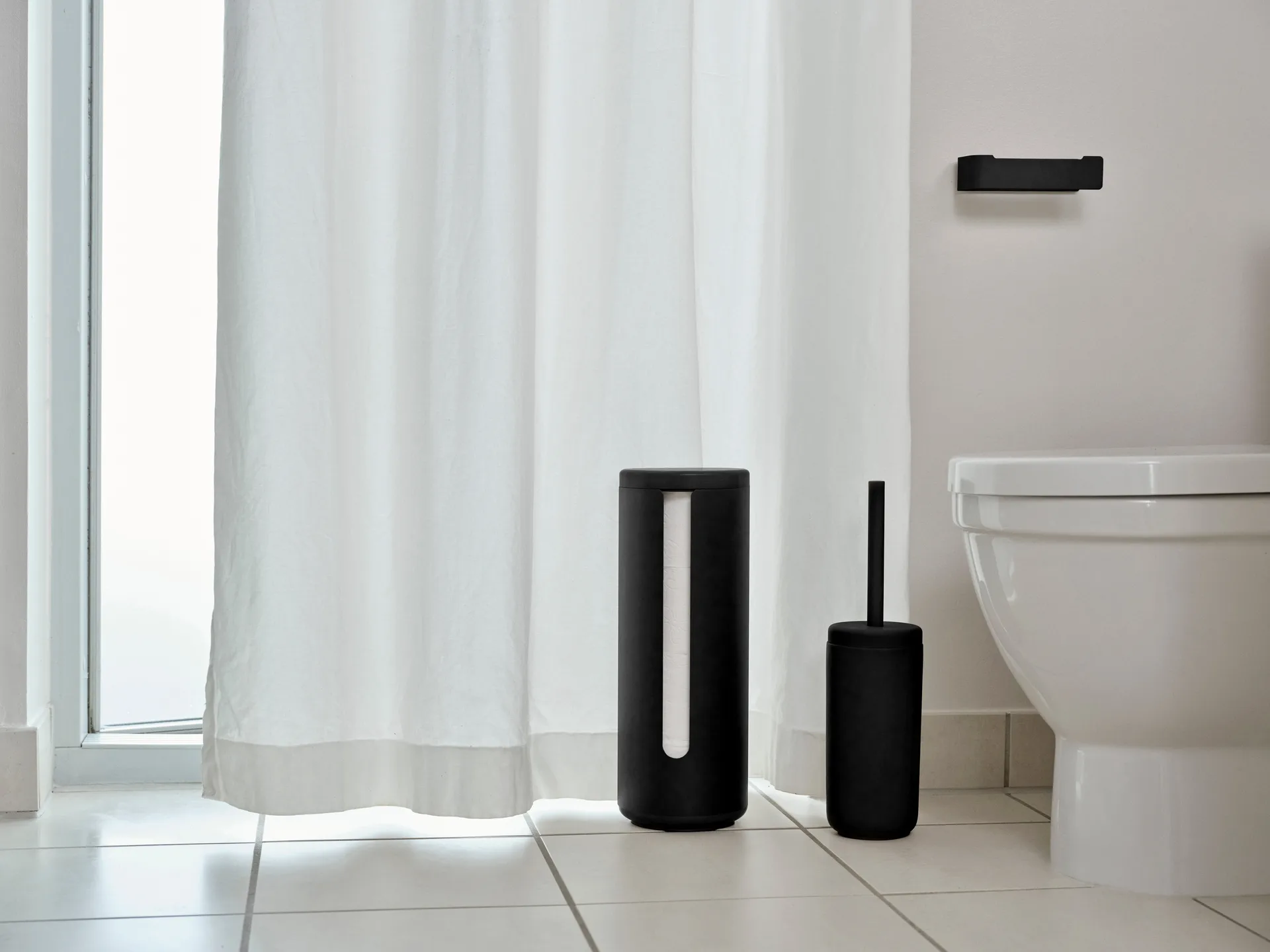Porte-papier toilette Ume, Black Zone Denmark
