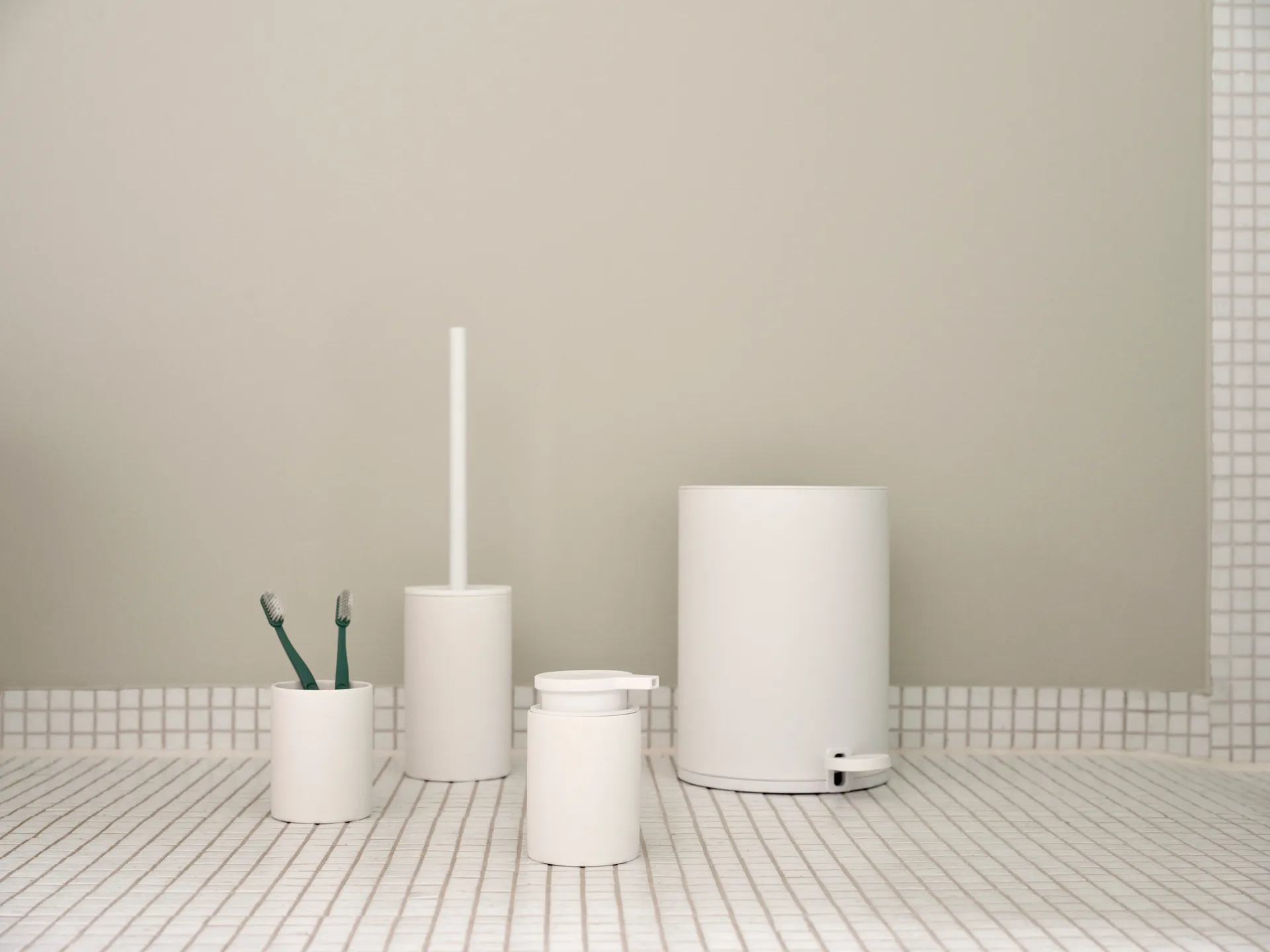 Poubelle à pédale Karma 3 L, White Zone Denmark