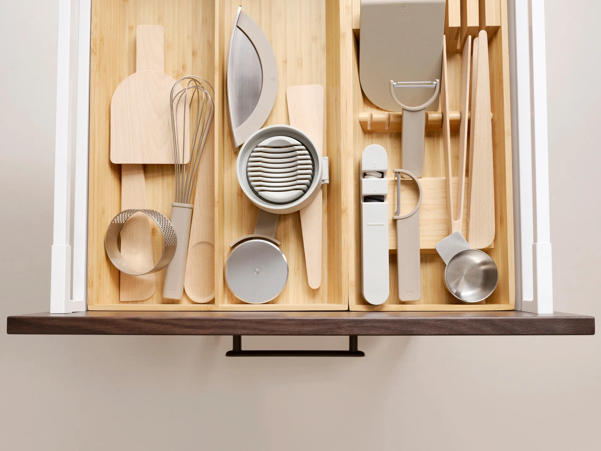 Racloir multi-usages silicone Singles 10x14 cm, Soft taupe Zone Denmark