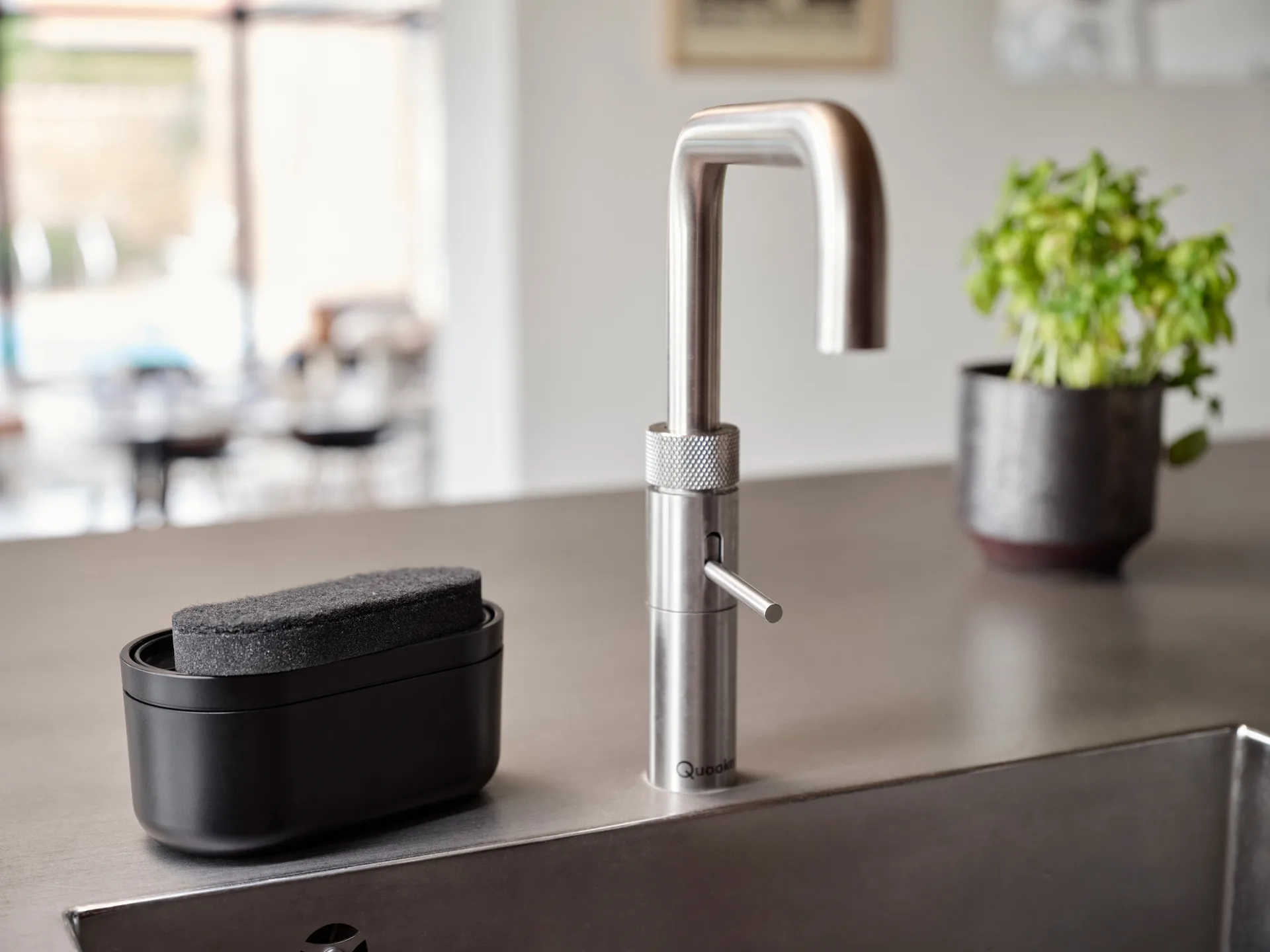 Station de lavage Singles avec éponge, Black Zone Denmark
