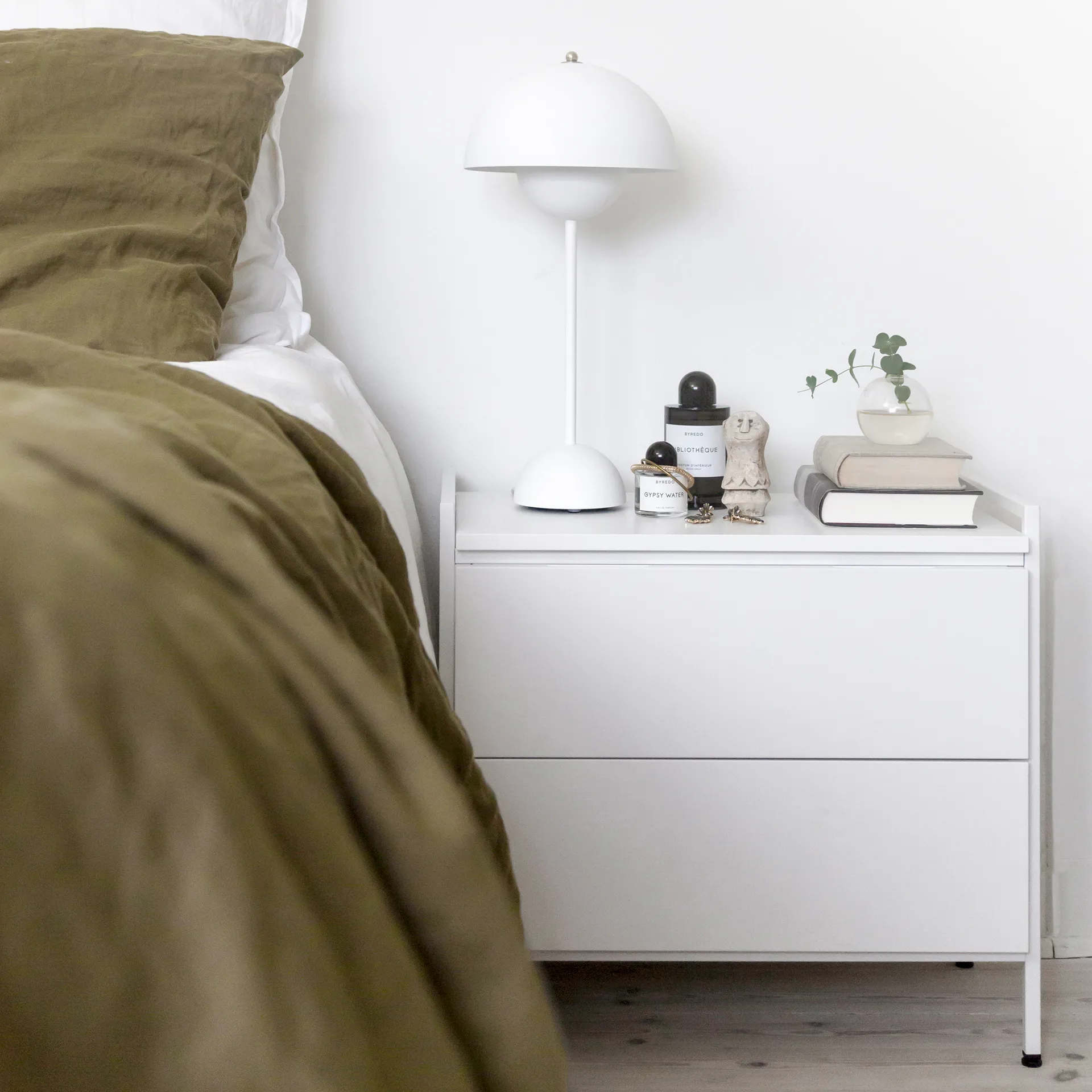 Montant latéral Molto 548, blanc, milieu Zweed