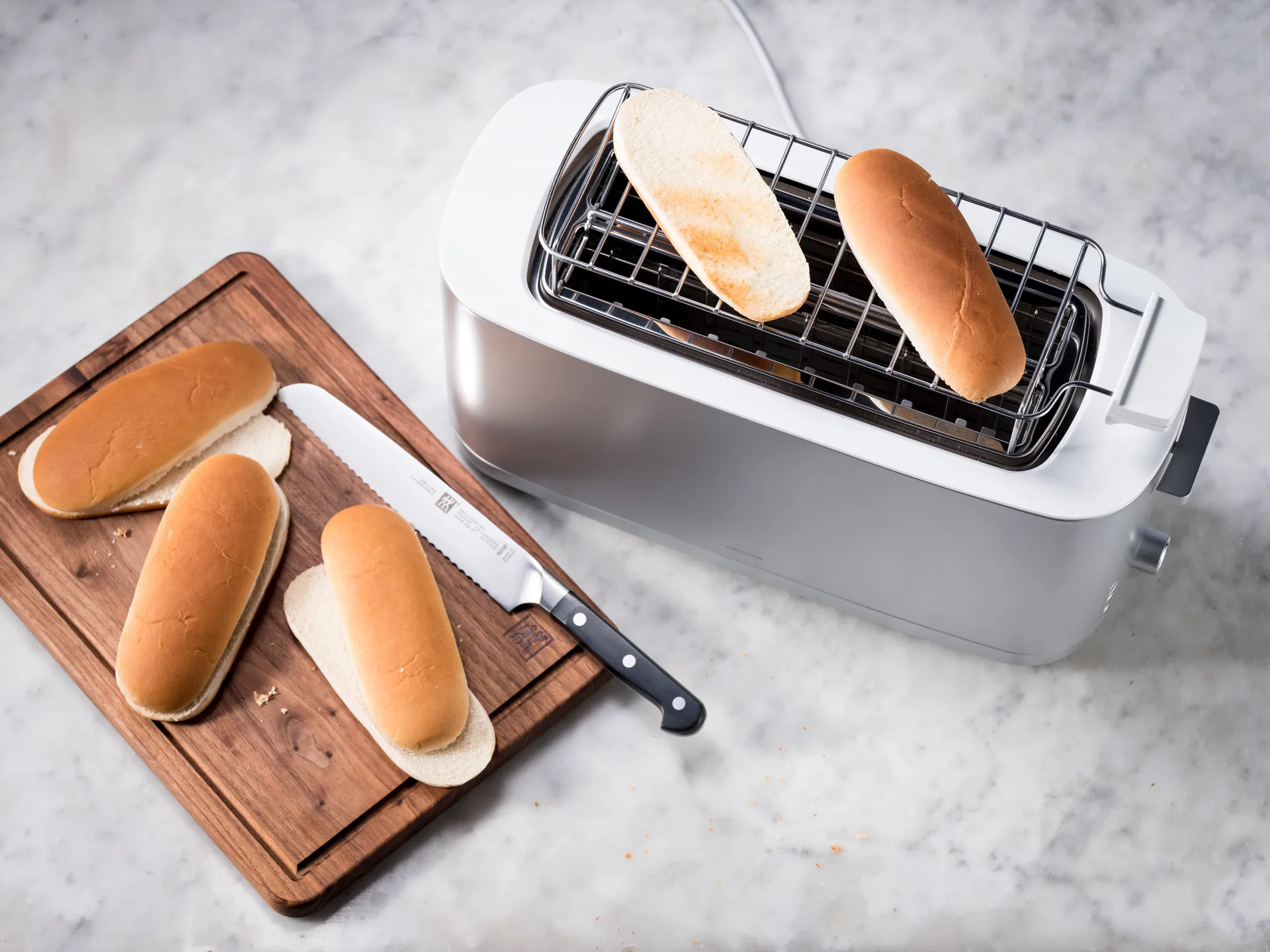 Grille-pain Zwilling avec réchauffe-pain 2 fentes courtes, Argent Zwilling