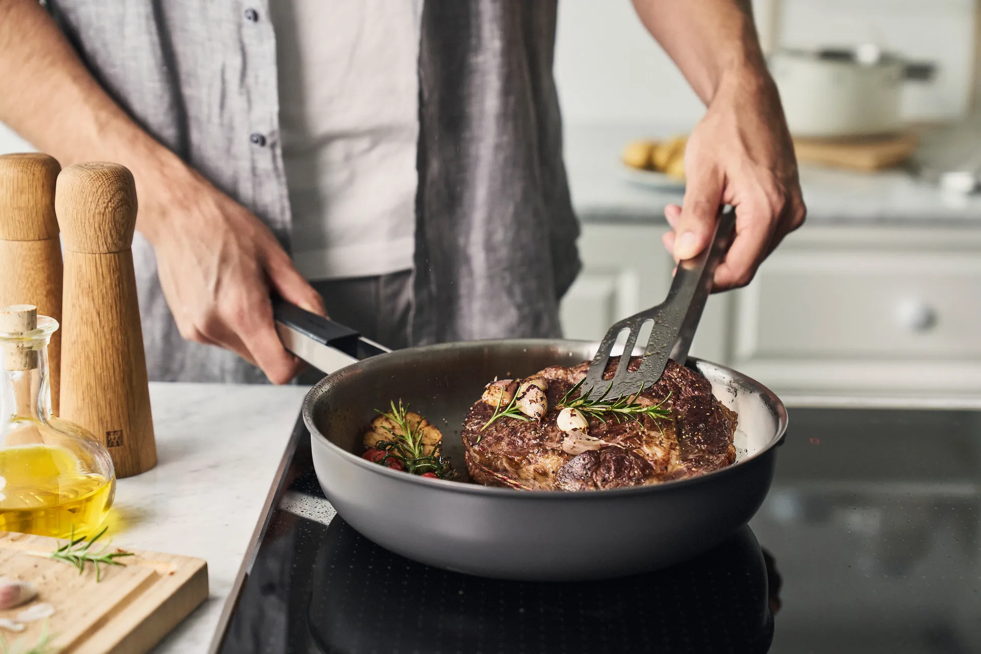 Poêle Zwilling Pure Ø24 cm, Gris Zwilling