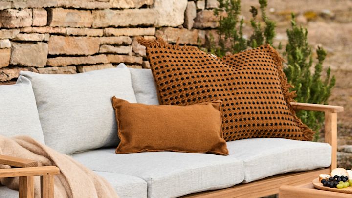 Coussin de siège et coussins pour l'extérieur - Achetez du Design →